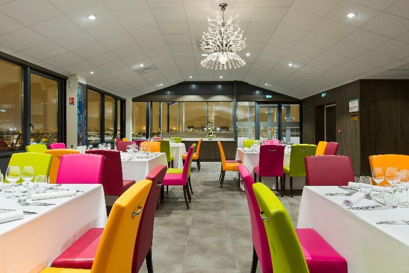 Отель Roi Soleil Prestige Strasbourg Шильтигхейм Экстерьер фото