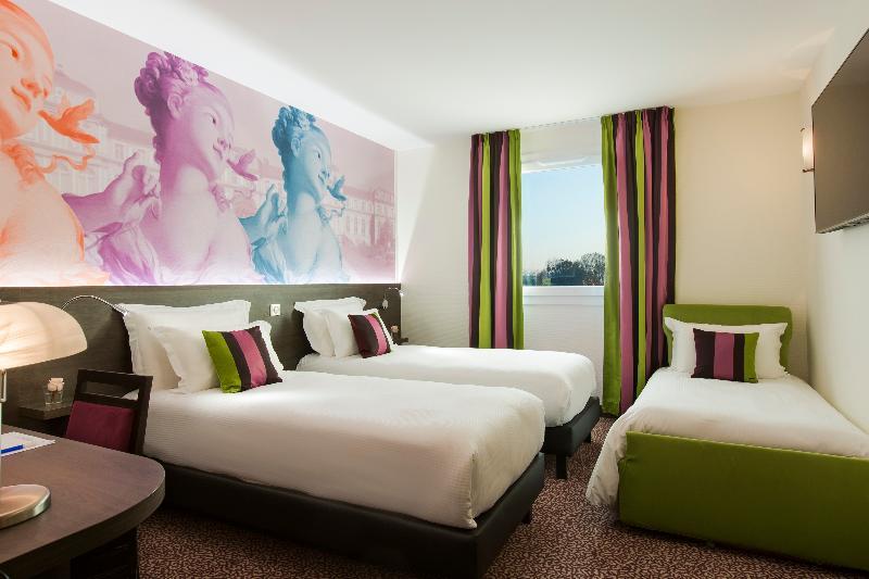 Отель Roi Soleil Prestige Strasbourg Шильтигхейм Экстерьер фото